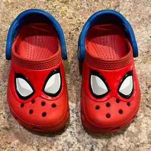Toddler Spider-Man Crocs Size 6